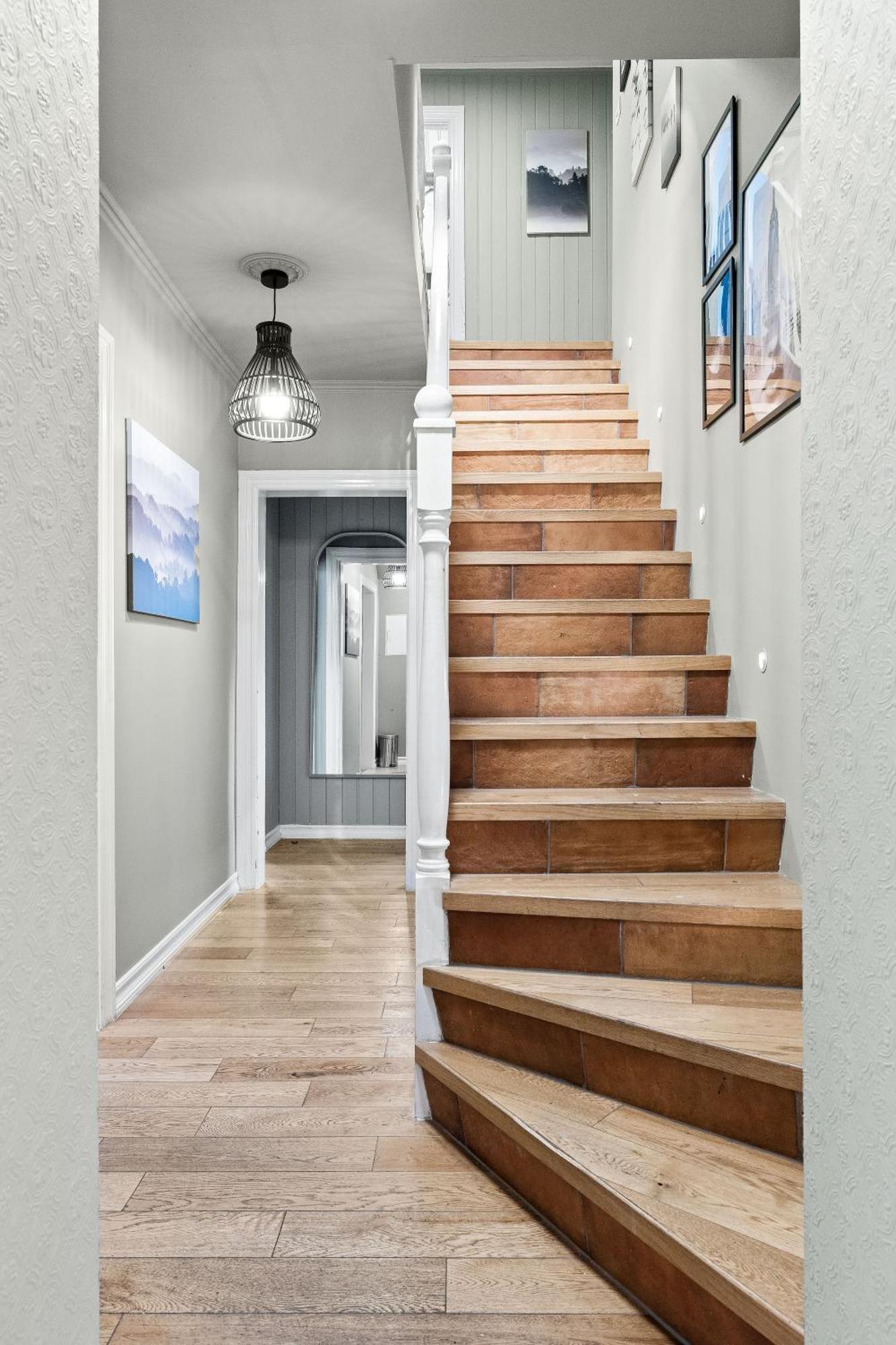 Massive Villa In Downtown Reykjavik With A Sauna Bagian luar foto